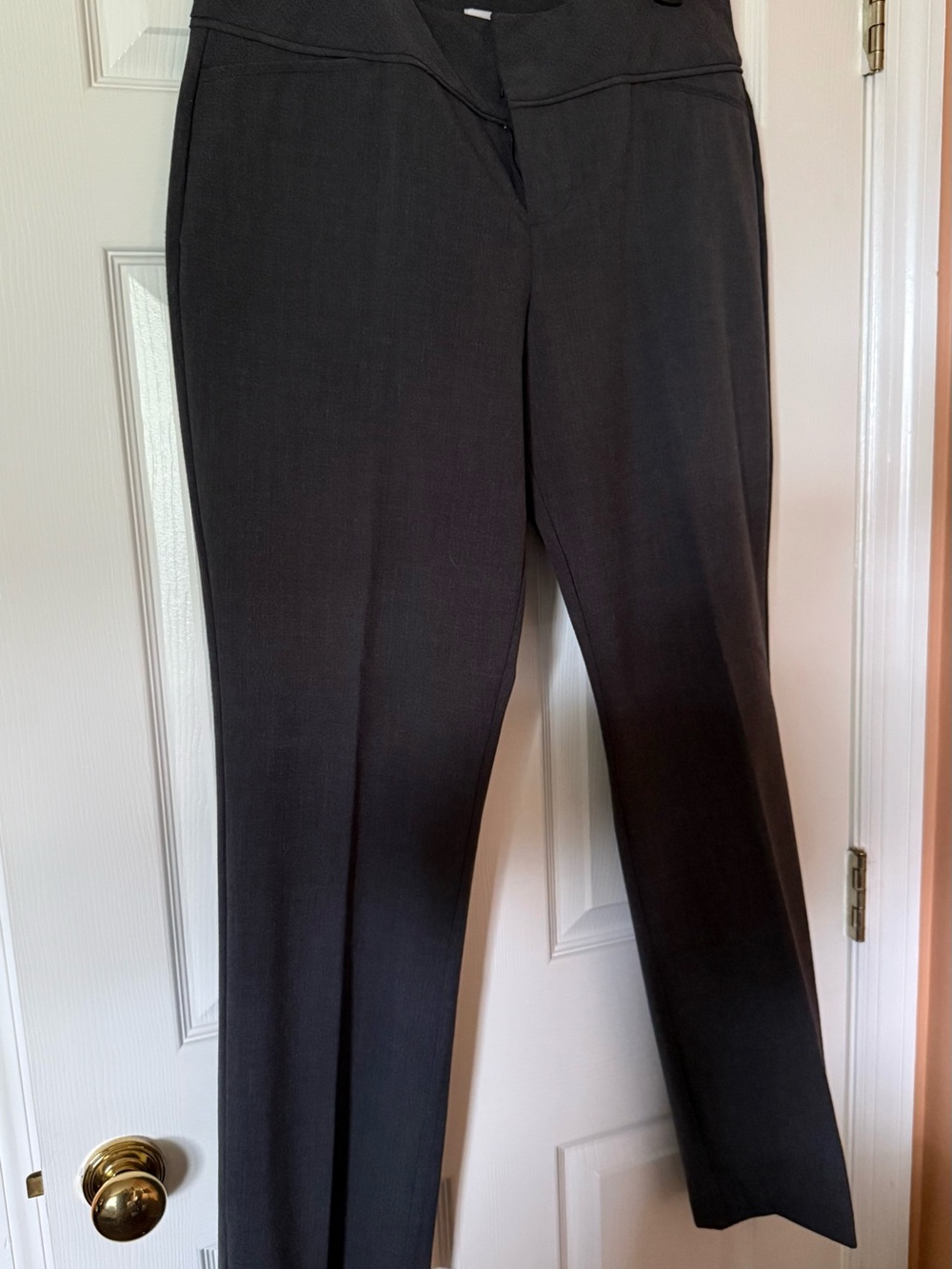 ELLE women’s size 12 Straight-Leg Dress Pants - Charcoal